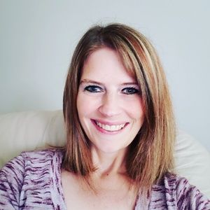 Meet your Posher, Leslie